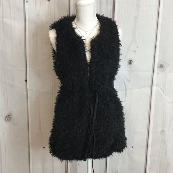 Black Faux Fur Vest S/M – Shaggy Longhair Sherpa Style - Picture 1 of 5